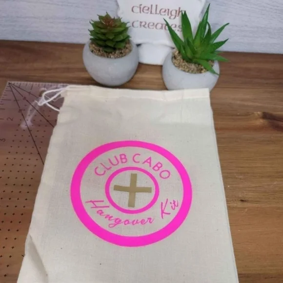 Hangover Kit bag - Picture 4 of 4